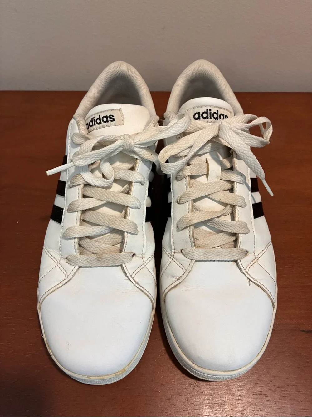 Adidas Baseline AW4299 Shoes Sneakers White w/ Black Stripes Men’s Size 6.5